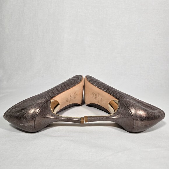 DONALD J PLINER Platino Metallic Brush Off LEATHER Point Toe Heel Pump Size 8.5M - Picture 14 of 17